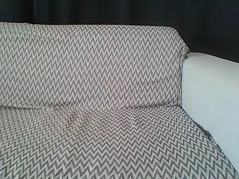 Snapshot of ceyn9674 chatting on November 28, 2025, 8:17 am ceyn9674 online show from November 28, 2025, 8:17 am