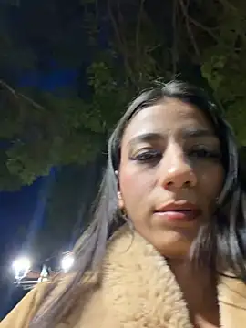 Snapshot of -juicy_ chatting on March 18, 2026, 11:30 pm -juicy online show from March 18, 2026, 11:30 pm