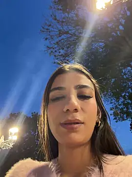 Snapshot of -juicy_ chatting on March 19, 2026, 11:20 pm -juicy online show from March 19, 2026, 11:20 pm