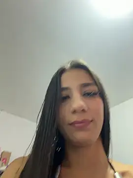 Snapshot of -juicy_ chatting on March 31, 2026, 7:47 pm -juicy online show from March 31, 2026, 7:47 pm