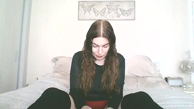 EllaKent online show from February 22, 2026, 10:25 am