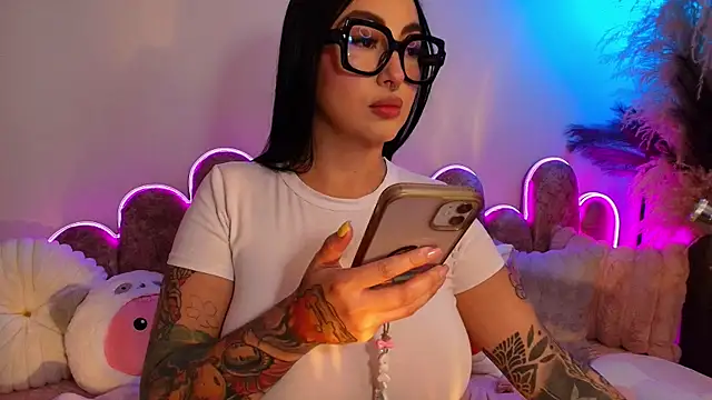 Snapshot of Claiborne_Morris chatting on February 22, 2026, 7:56 pm Claiborne Morris online show from February 22, 2026, 7:56 pm