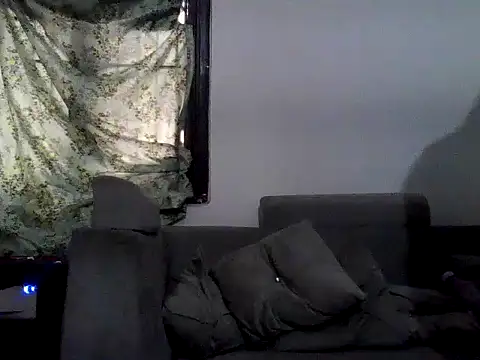 urdreamman online show from April 8, 2026, 1:49 am