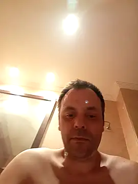 manchego85 online show from April 19, 2026, 11:07 pm