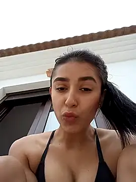 CandyFoxter  online show from October 8, 2025, 7:17 am