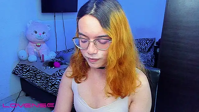 Snapshot of lillykittyy chatting on October 20, 2025, 12:22 am lillykittyy online show from October 20, 2025, 12:22 am