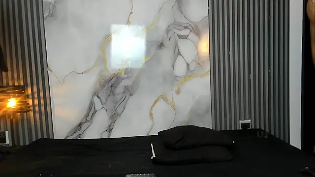 RihanandDrake online show from October 5, 2025, 4:00 am