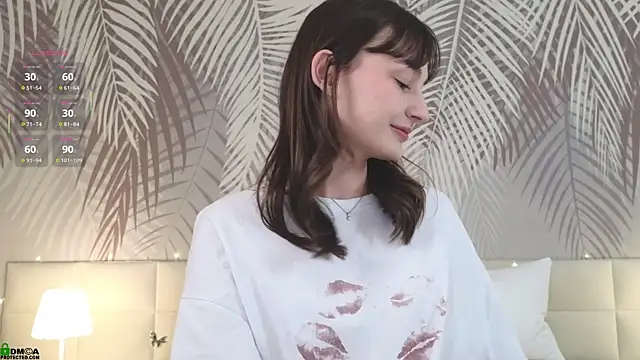 LolaPrise online show from October 2, 2025, 1:45 am