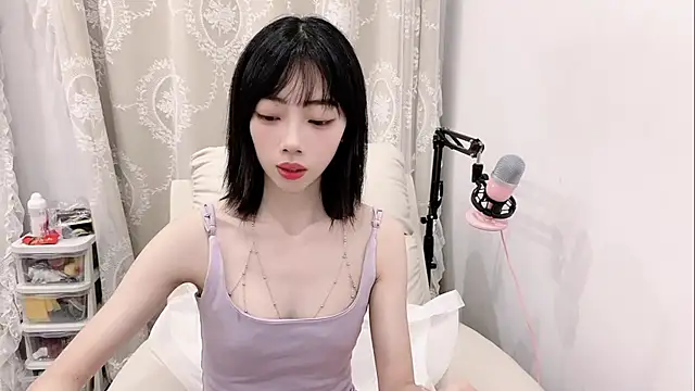 tuantuanle online show from February 22, 2026, 2:04 pm