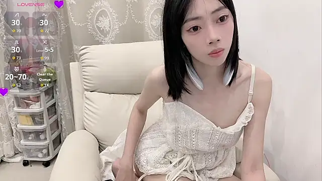 tuantuanle online show from April 4, 2026, 2:14 pm