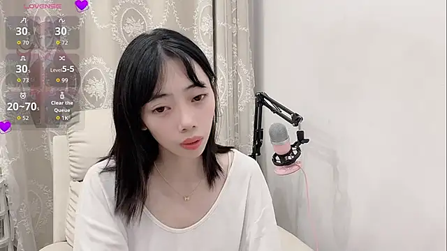 Snapshot of tuantuanle chatting on April 28, 2026, 6:13 pm tuantuanle online show from April 28, 2026, 6:13 pm