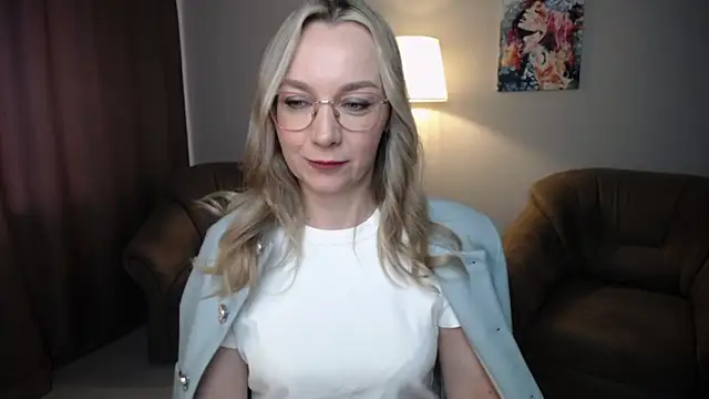 Ava Elior online show from March 30, 2026, 10:27 am