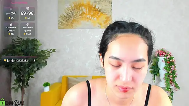 FlirtyAura online show from February 4, 2026, 11:53 pm