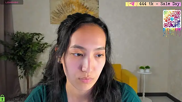 Snapshot of FlirtyAura chatting on May 11, 2026, 2:45 pm FlirtyAura online show from May 11, 2026, 2:45 pm