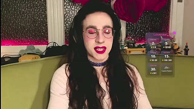 Snapshot of Zesty_Peach chatting on February 12, 2026, 12:05 am Zesty Peach online show from February 12, 2026, 12:05 am