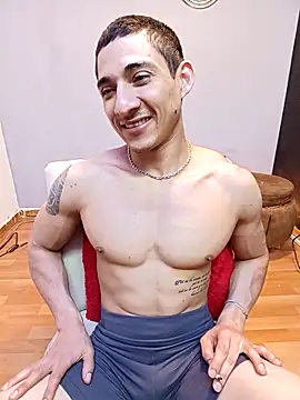 jhonny thes28 online show from November 30, 2025, 1:31 am