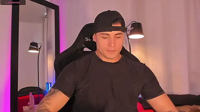 connorsmiith online show from June 30, 2026, 5:03 pm