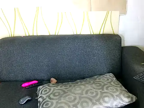 Snapshot of Pickinglady21 chatting on October 1, 2025, 6:30 am Pickinglady21 online show from October 1, 2025, 6:30 am