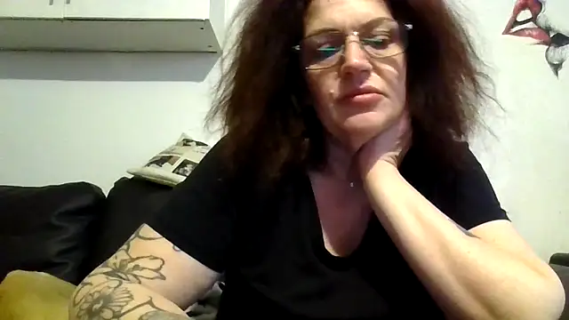 Snapshot of RubyyRosee chatting on April 20, 2026, 5:32 am RubyyRosee online show from April 20, 2026, 5:32 am