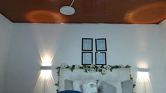 Megan 05  online show from October 7, 2025, 7:00 pm