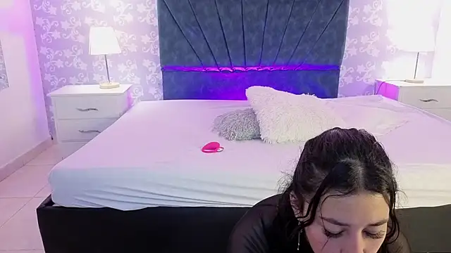 Snapshot of Lisa_sweetas chatting on April 9, 2026, 2:44 am Lisa sweetas online show from April 9, 2026, 2:44 am