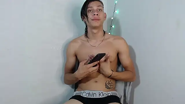 masterbrave420 online show from September 9, 2025, 4:01 am