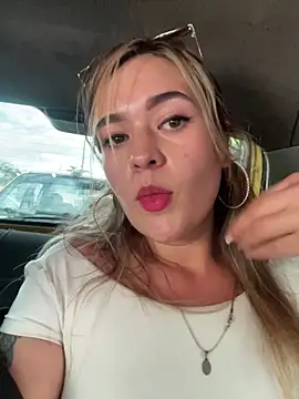 Snapshot of miss_berlyn chatting on June 1, 2026, 7:26 pm miss berlyn online show from June 1, 2026, 7:26 pm