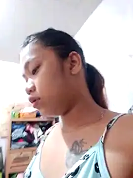 MorenaLovelyPinay24 online show from December 4, 2025, 8:50 pm