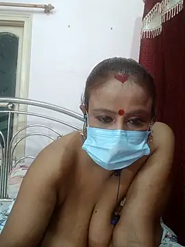 Snapshot of Barna_Love chatting on May 12, 2026, 6:27 pm Barna Love online show from May 12, 2026, 6:27 pm