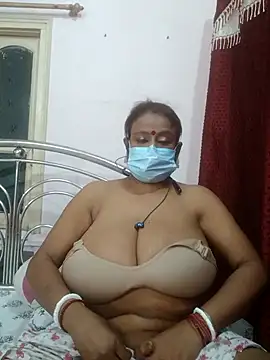 Snapshot of Barna_Love chatting on May 14, 2026, 6:15 pm Barna Love online show from May 14, 2026, 6:15 pm
