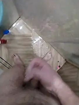 Snapshot of Pio185 chatting on February 14, 2026, 6:37 pm Pio185 online show from February 14, 2026, 6:37 pm