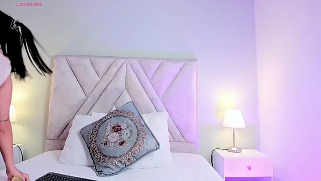 Snapshot of angelica_cross_ chatting on September 19, 2025, 8:31 pm angelica cross online show from September 19, 2025, 8:31 pm