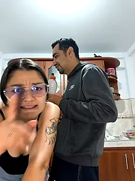 stivenlujan69 online show from February 22, 2026, 1:07 am