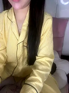 RubyBerry online show from November 19, 2025, 6:02 am