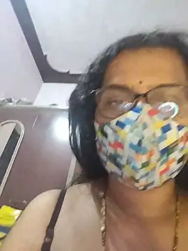 Snapshot of sexy_aaru chatting on June 7, 2026, 5:55 am sexy aaru online show from June 7, 2026, 5:55 am