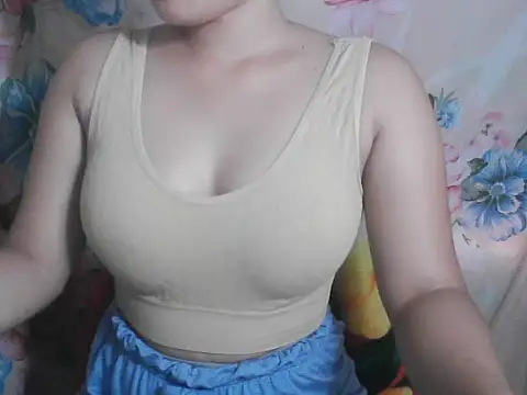 Katie Winslet online show from October 9, 2025, 11:47 pm