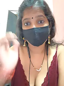 Sonalihot  online show from October 2, 2025, 5:25 am