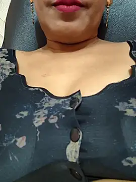 Sonalihot  online show from October 22, 2025, 6:46 am