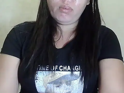 Snapshot of Ayiesha chatting on July 1, 2026, 7:21 am Ayiesha online show from July 1, 2026, 7:21 am