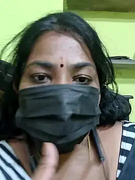 Snapshot of Tamil_Mithra chatting on February 15, 2026, 4:14 pm Tamil Mithra online show from February 15, 2026, 4:14 pm