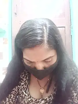 Payal-001 online show from January 7, 2026, 2:41 pm