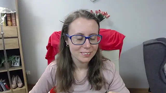 Snapshot of sweetxLizzy chatting on May 11, 2026, 4:51 am sweetxLizzy online show from May 11, 2026, 4:51 am