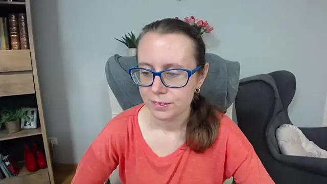 Snapshot of sweetxLizzy chatting on May 20, 2026, 4:29 am sweetxLizzy online show from May 20, 2026, 4:29 am