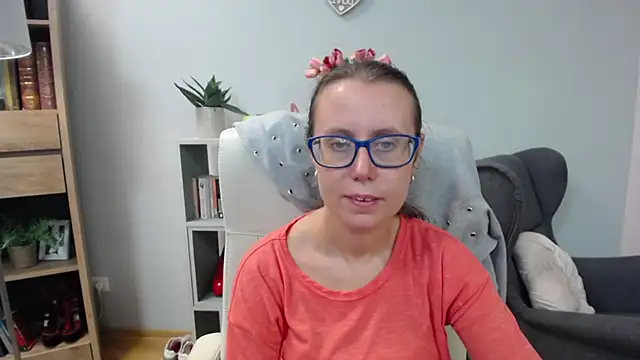 sweetxLizzy online show from July 8, 2026, 4:28 am