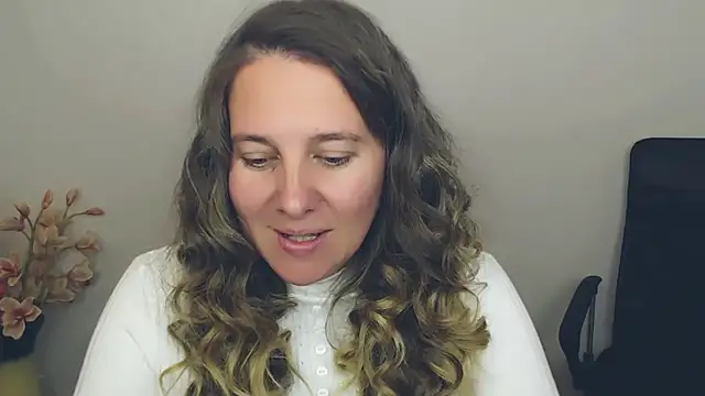 Darklure  online show from October 1, 2025, 9:21 pm