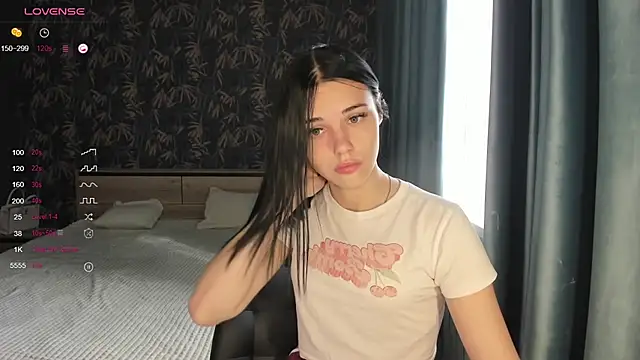 Kseni a online show from September 25, 2025, 10:19 am