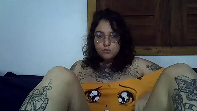 Snapshot of Blue_Liz chatting on November 23, 2025, 8:08 pm Blue Liz online show from November 23, 2025, 8:08 pm