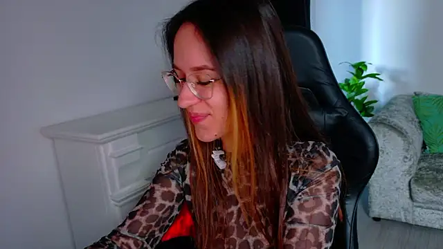 EvaBllake online show from February 12, 2026, 6:08 am