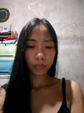 Snapshot of SweetMissPinay18 chatting on June 1, 2026, 3:03 pm SweetMissPinay18 online show from June 1, 2026, 3:03 pm
