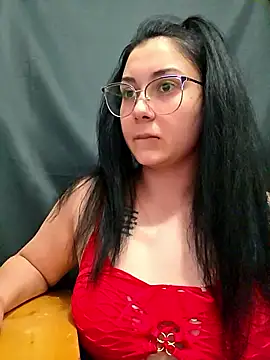 Snapshot of SaraViss20 chatting on January 8, 2026, 7:16 pm SaraViss20 online show from January 8, 2026, 7:16 pm